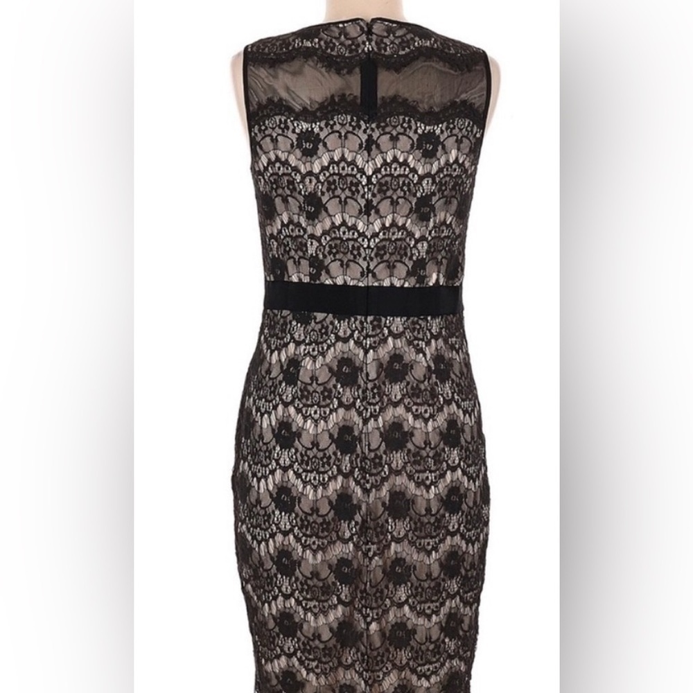 Maggy London - Scallop Floral Lace Sheath Dress. - Picture 3 of 4